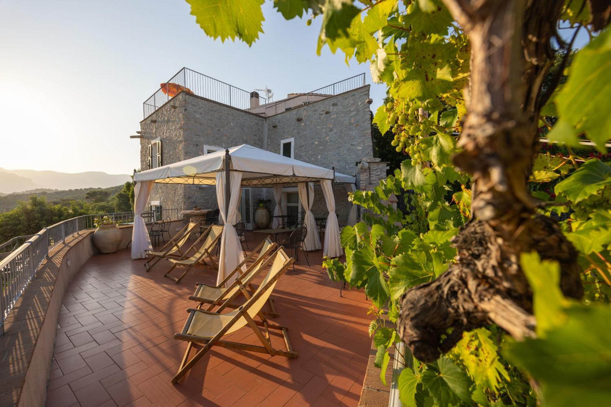 Ca' D'Alda Hotel Borgio Verezzi Exterior photo